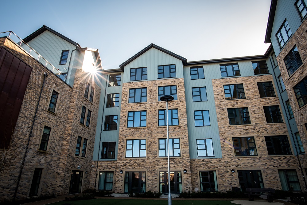 Cwrt yr Orsaf building view