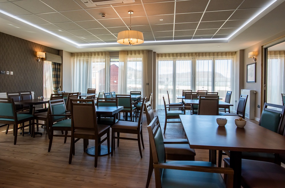 Cwrt yr Orsaf dining hall