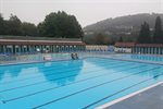 Sesiynau Nofio mewn Dŵr Oer Lido Ponty yn dychwelyd ar 24 Hydref