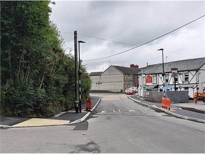 Llantrisant Road, Tonyrefail