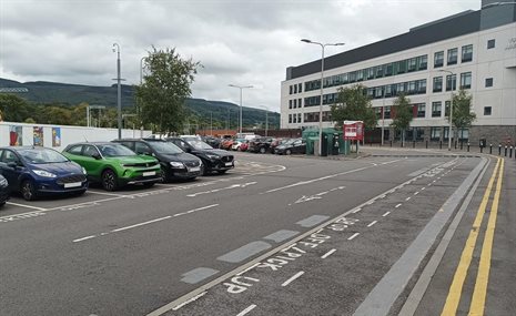 Ynys car park