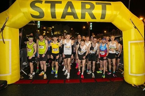 Cymerwch ran yn Rasys Nos Galan 2024!