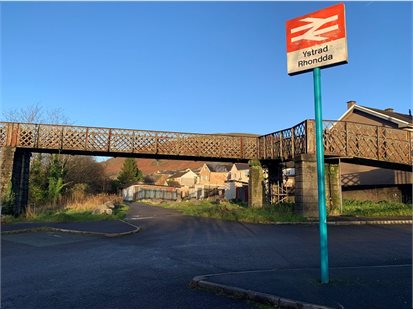 Brook Street footbridge, Ystrad Rhondda Railway Station