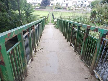 Maes y Felin footbridge