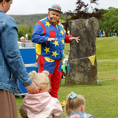 Aberdare-festival-clowns