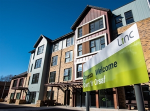 Cwrt Yr Orsaf Welcome