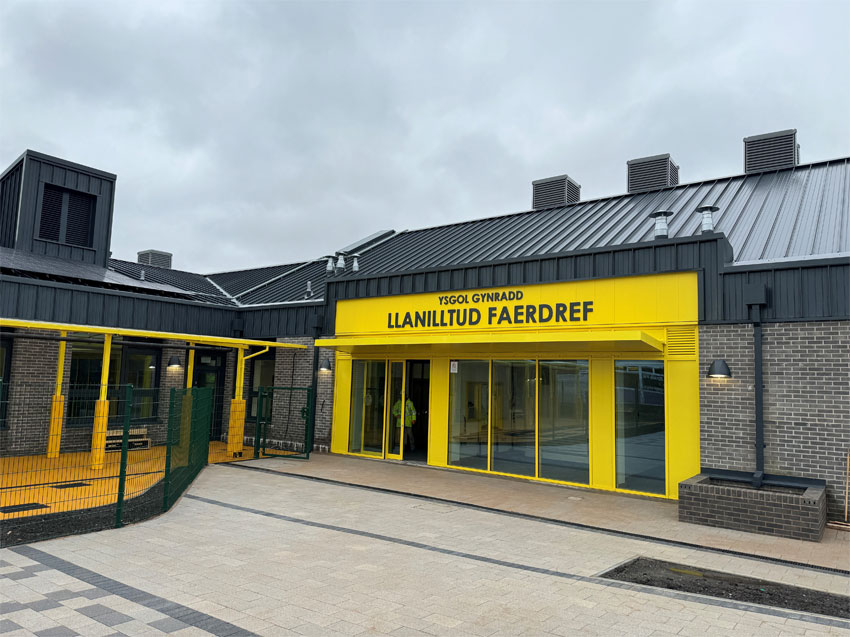 Llanilltud-Faerdref-Primary-1