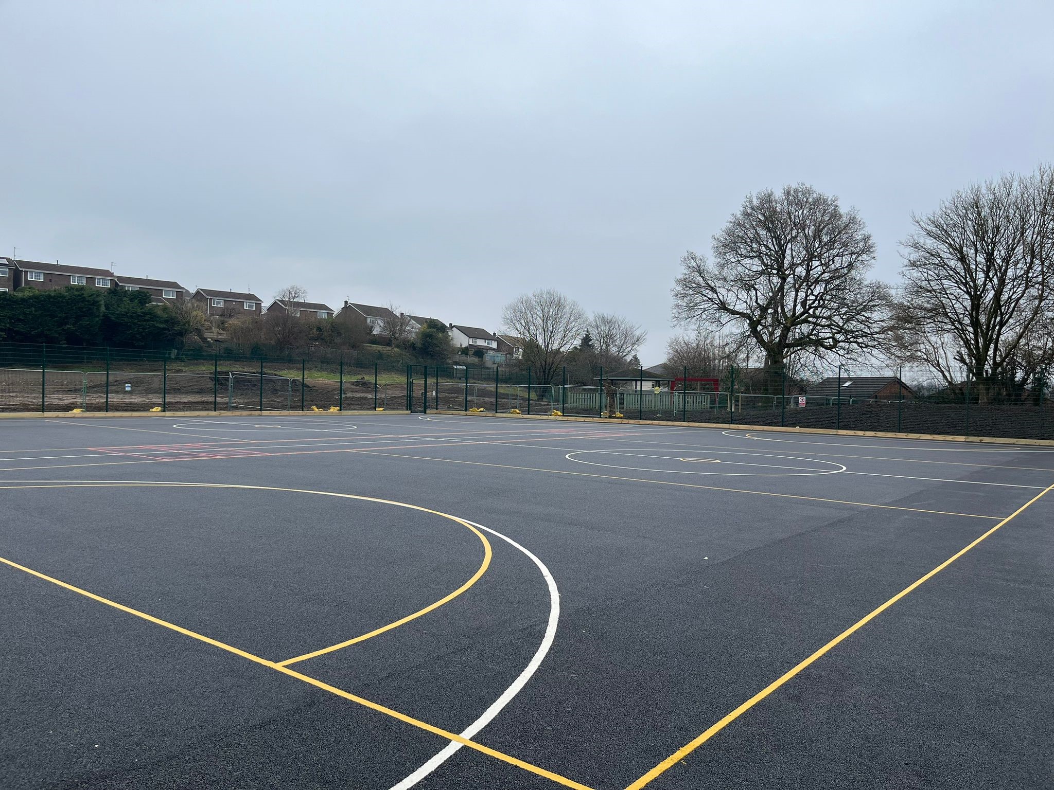 MUGA 1