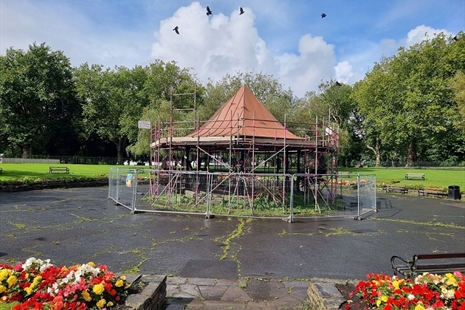 Bandstand refurbishment at Pontypridd Park progresses to the next stage