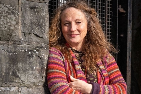 Artist Newydd mewn Gwasanaeth i ysbrydoli creadigrwydd lleol