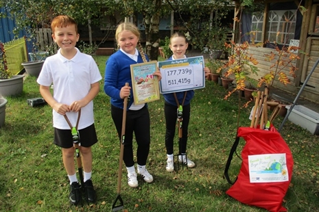 Celebrating 10 years of MIGHTY RE-USE in Rhondda Cynon Taf!