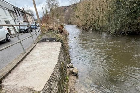 River wall repairs completed at residential street in Abercynon