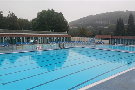 Lido Ponty Cold Water Swims Return on 24 October